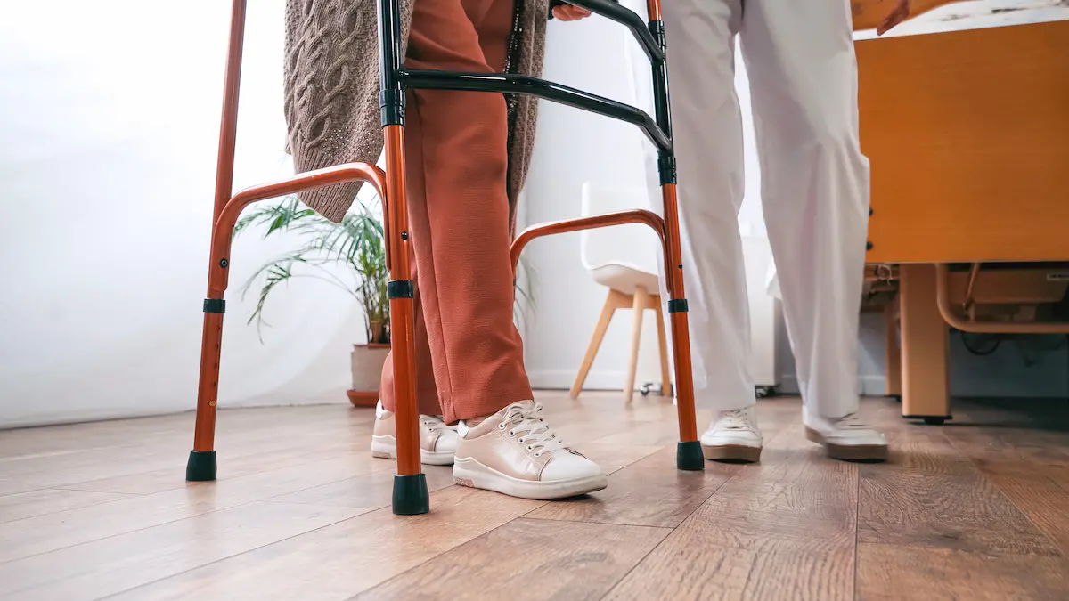Orthopädische Hilfsmittel Versorgung zur Unterstützung von Alltag und Mobilität bei Home4motion