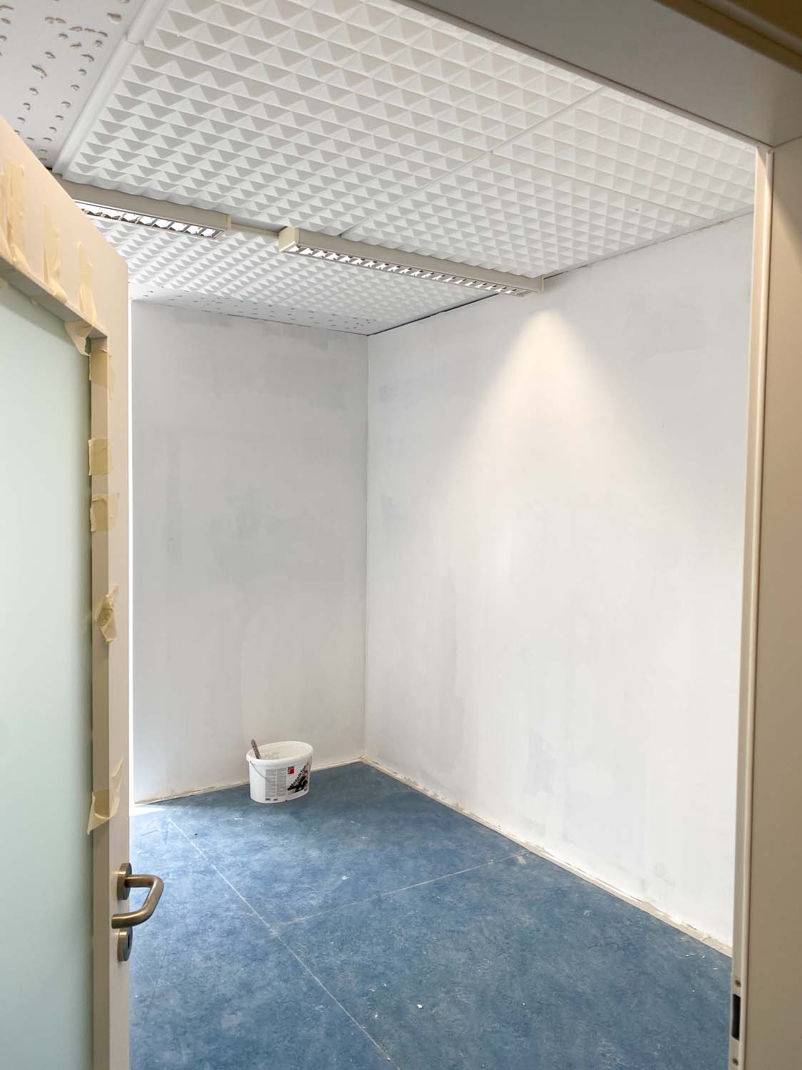 Weiße Wand